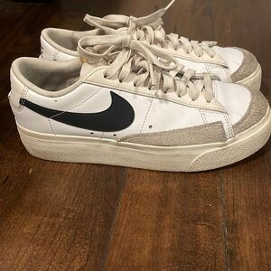 Nike blazer platform